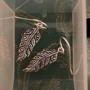 Vintage '90s Silverplate Feather Drop Earrings